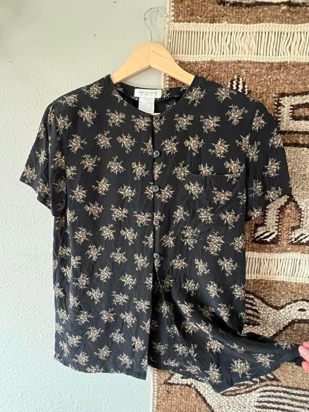 Vintage black silk floral short sleeve blouse by Jones NY